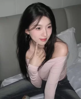 奶大性感00后