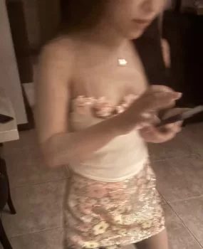 重庆江北人照九分像的小少妇雪儿