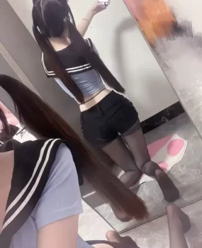 白虎萝莉兼职，约到赚到