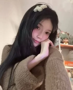 长腿大胸舌吻妹