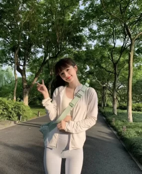 晨跑偶遇一位像初恋般的健身自律御姐爱了