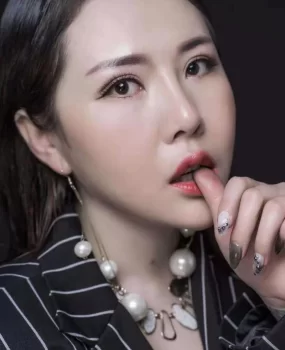 昌平刚下水的大胸嫩妹，温柔似水爽的很！